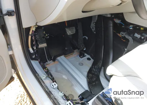 2020 Volvo Xc60 T5 Inscription z USA, uszkodzony, nr VIN YV4102RL8L1535974